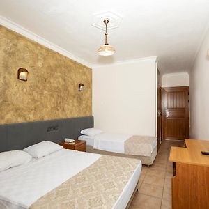 Standart Üç Kişilik Oda